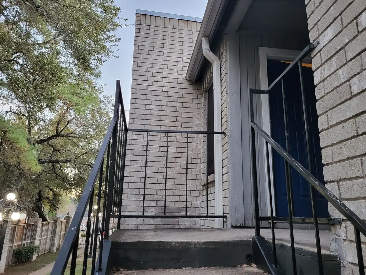 9700 Leawood Boulevard #7/14, Houston, TX 77099 - Image #1