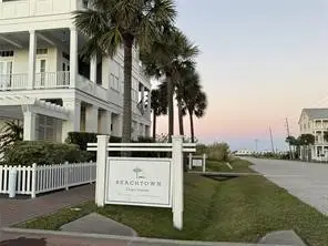 722 & 726 Ramsar Road, Galveston, TX 77550