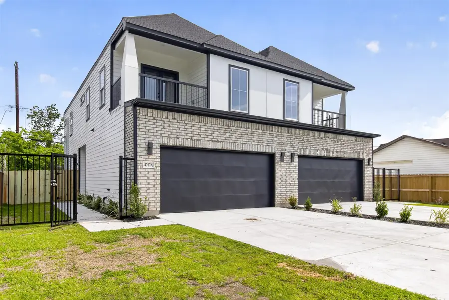 4217 Mallow Street #A/B, Houston, TX 77051 - #2