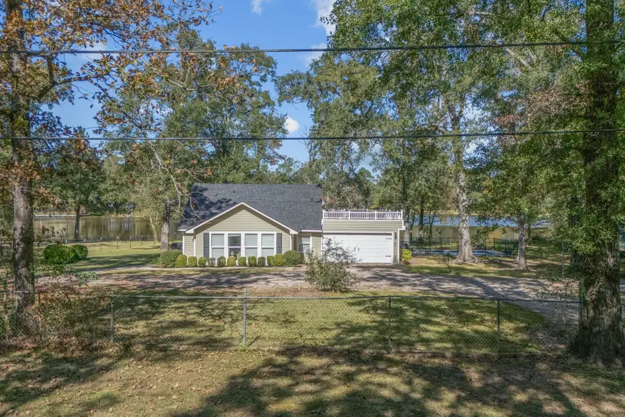 17034 S Lake Road, Montgomery, TX 77316 - Image #2