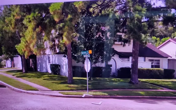 12503 Mooredale Lane, Houston, TX 77024