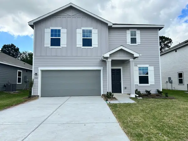 31203 Gayle Prairie Oaks Street, Waller, TX 77484