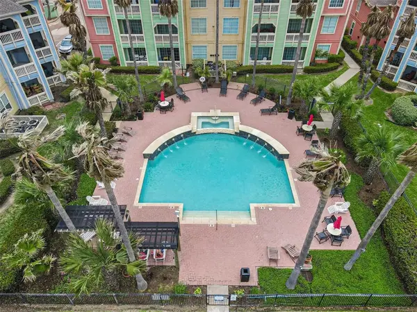7000 Seawall Boulevard #1014, Galveston, TX 77551