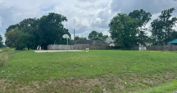 701 W Virginia Street, Navasota, TX 77868