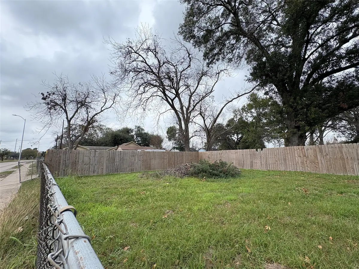 TBD Hanfro Lane, Houston, TX 77088 - #1