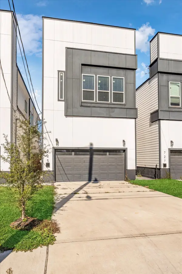 725 E 37th Street, Houston, TX 77022