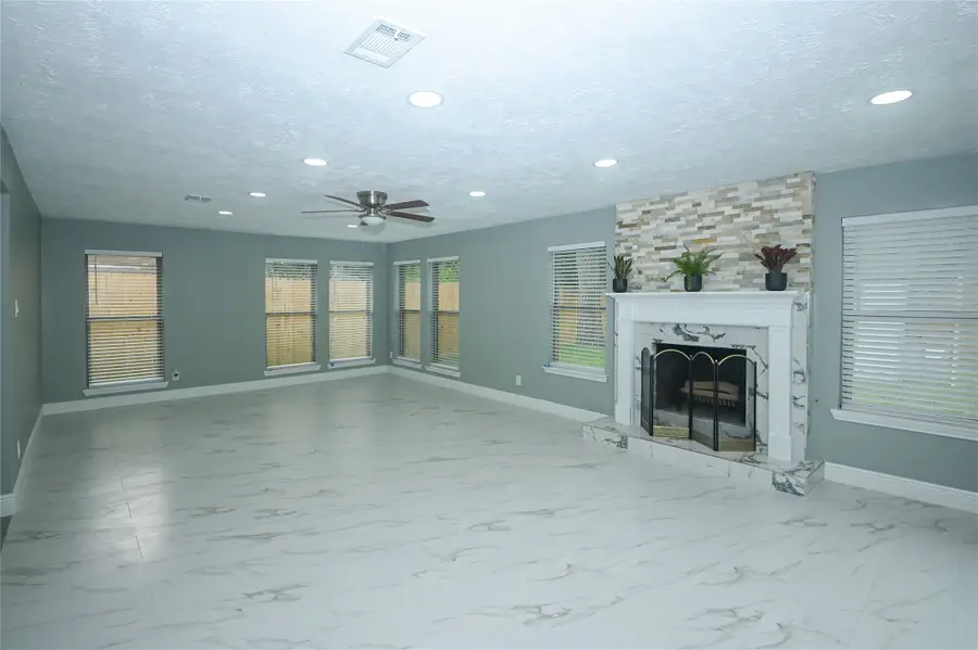 7522 Jackwood Street, Houston, TX 77074 - #2