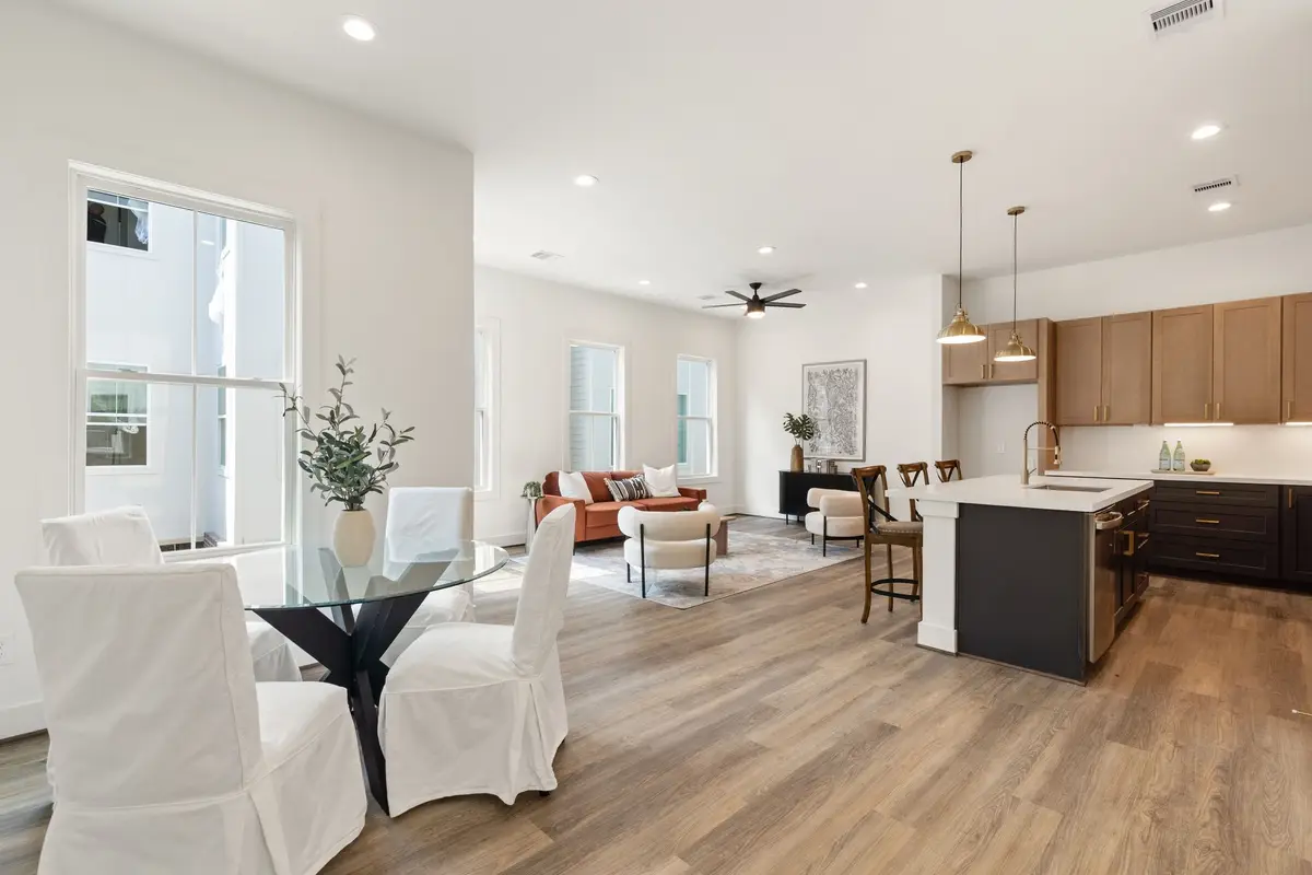 1138 W 16th Street, Houston, TX 77008 - Image #1