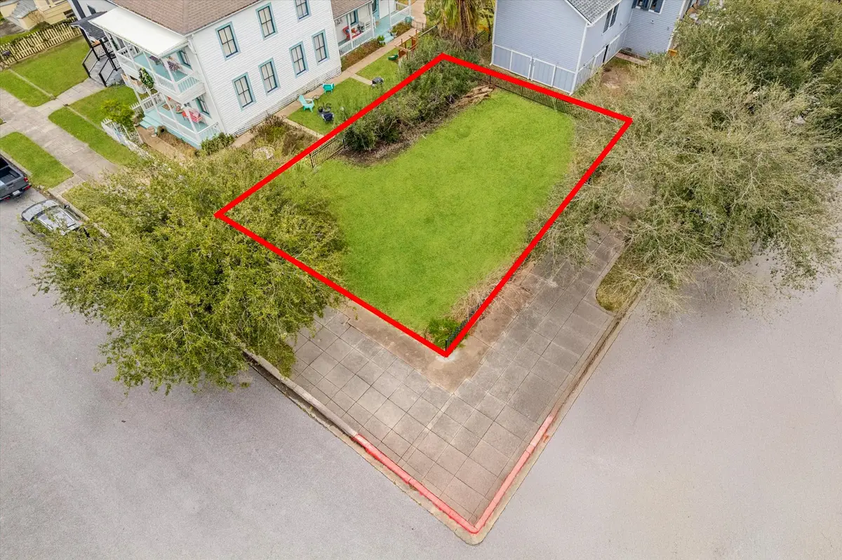 1627 Winnie Street, Galveston, TX 77550 - #1