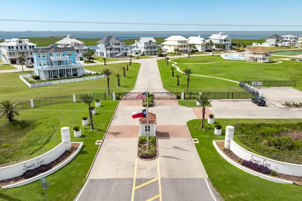 20603 E Sunset Bay Drive, Galveston, TX 77554