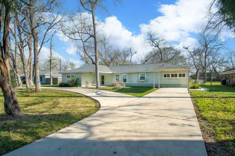 2509 Ward Road, Baytown, TX 77520 - #2