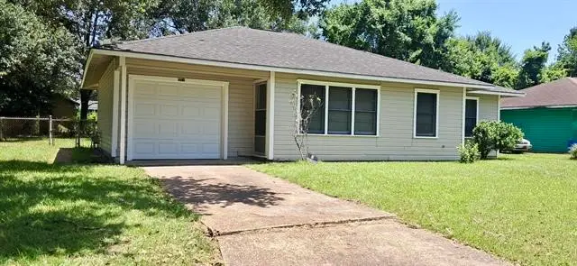 512 Azalea Avenue, Orange, TX 77630 - #1