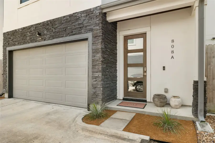 808 Woodcrest Drive #A, Houston, TX 77018 - #2