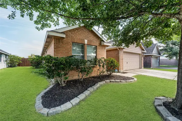 6006 Sandy Creek Drive, Baytown, TX 77523