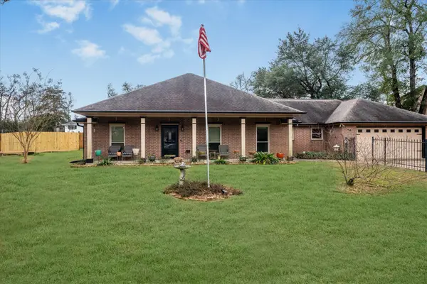 714 Quail Hollow Drive, Huntsville, TX 77340