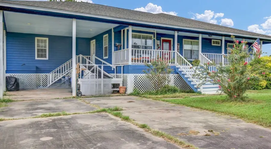 1226 Frontier Trail, Angleton, TX 77515 - #2
