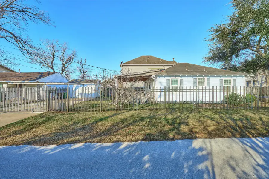 726 E 26th Street, Houston, TX 77009 - #3