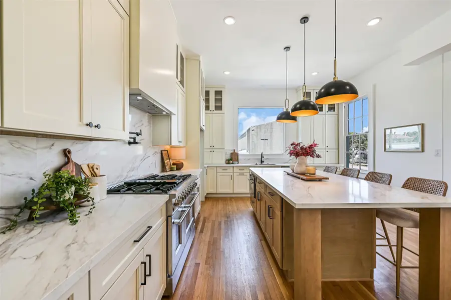 1803 27th Street, Galveston, TX 77550 - #2