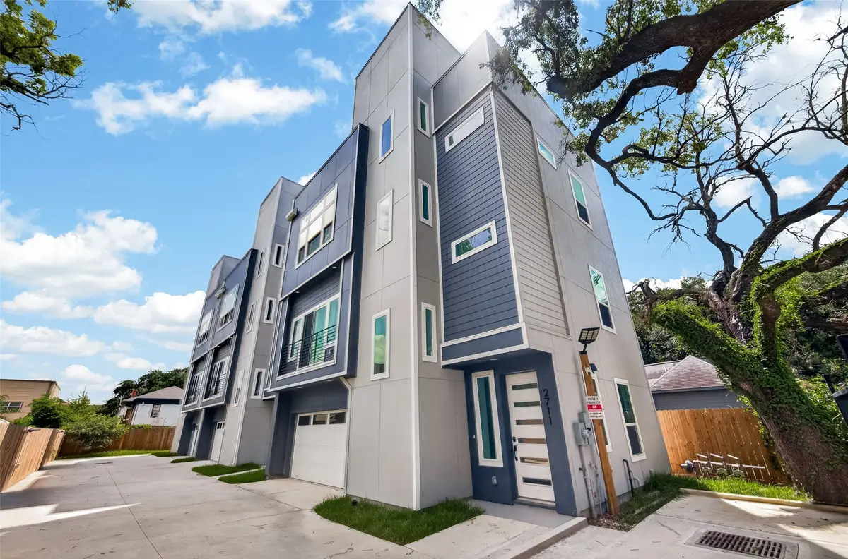 2711 Dennis Street, Houston, TX 77004 - #1