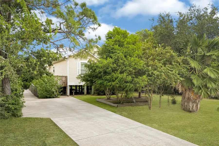 2329 Avenue D, San Leon, TX 77539 - #3