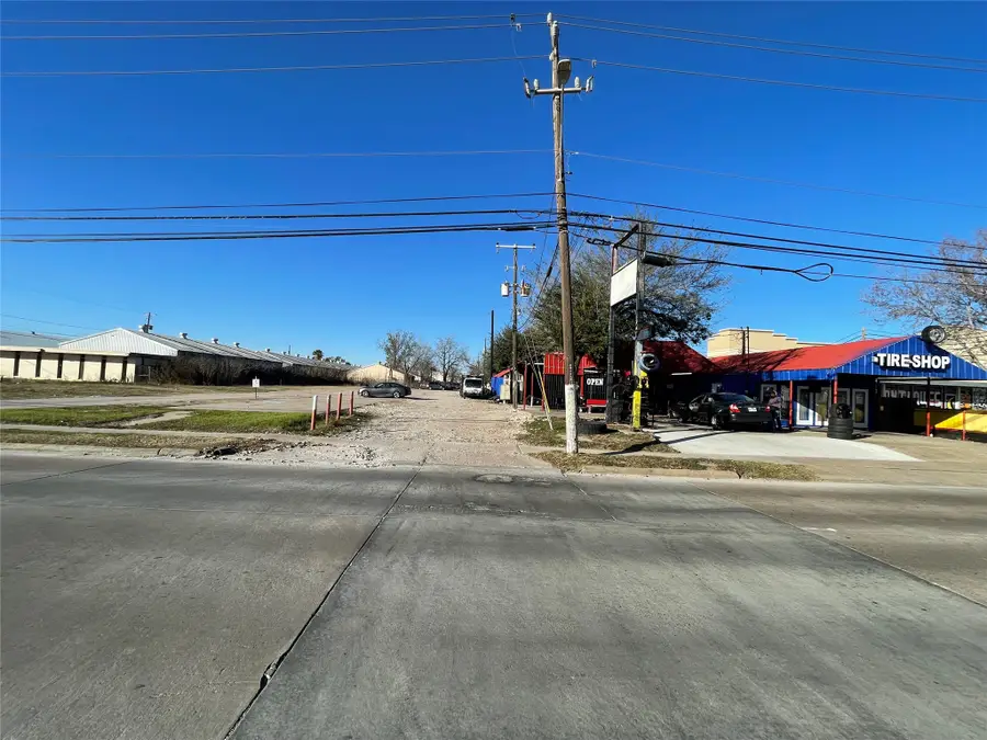 4920 W 34th Street, Houston, TX 77092 - #3