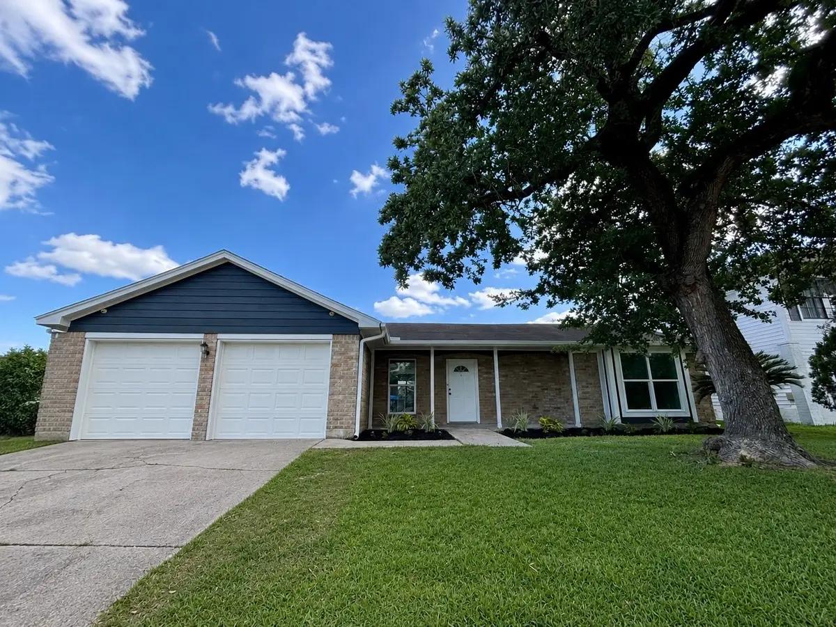 10942 Dunvegan Way, Houston, TX 77013 - #1
