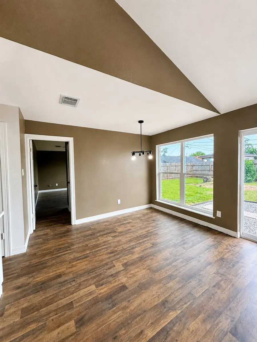 10942 Dunvegan Way, Houston, TX 77013 - #3