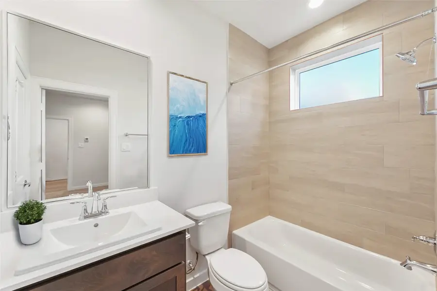 1013 Erin Street #V, Houston, TX 77009 - #3