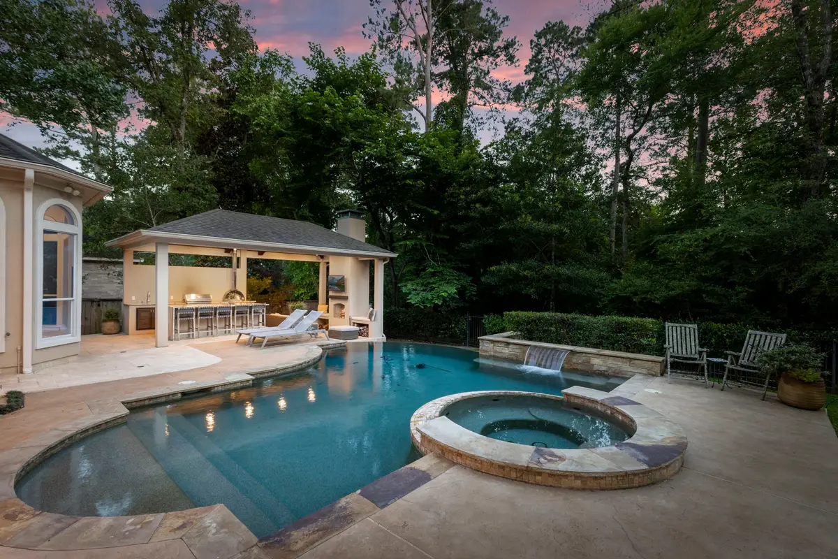 82 E Bracebridge Circle, The Woodlands, TX 77382 - #1