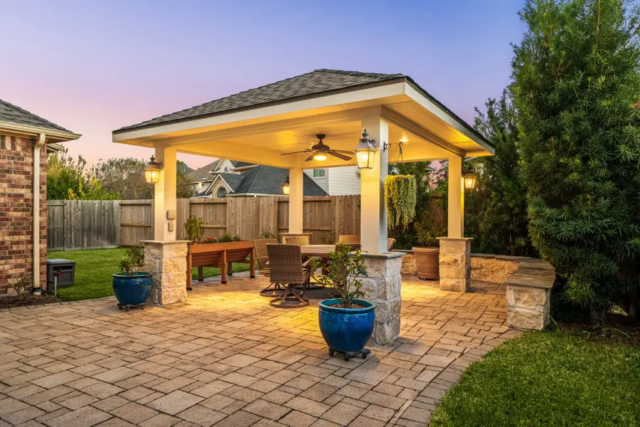 12404 Winebrook Drive, Pearland, TX 77584 - Image #3