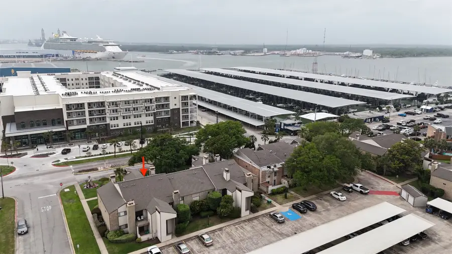7014 N Holiday Drive, Galveston, TX 77550 - #3