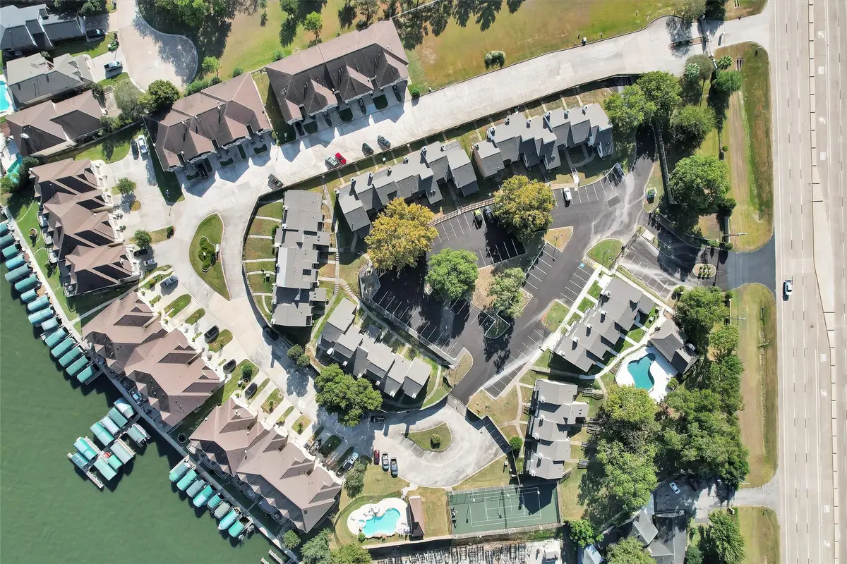 17578 Highway 105 West W, Conroe, TX 77356 - Image #1