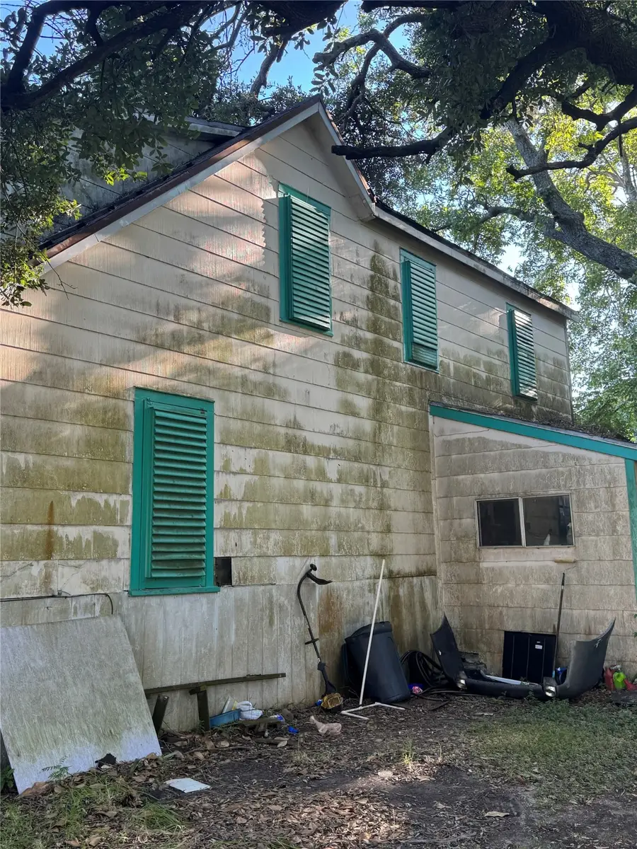 411 Martin Luther King Jr Drive, La Marque, TX 77568 - Image #2