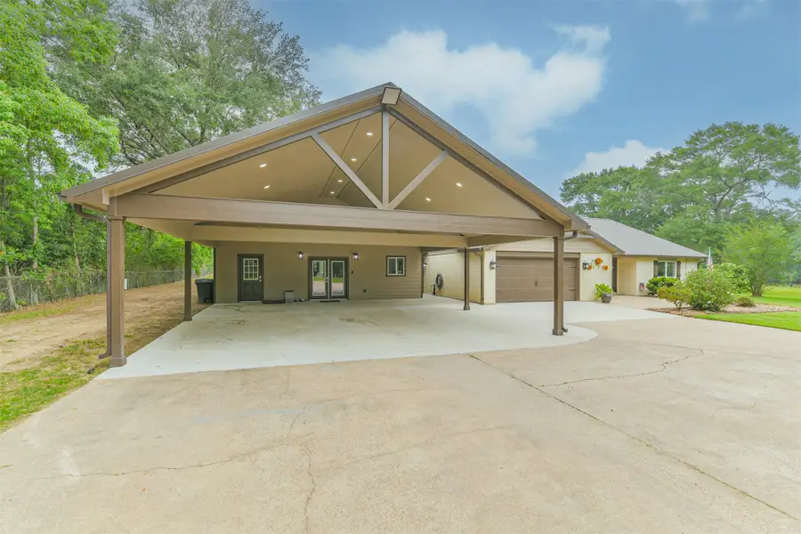 306 County Road 3997, Cleveland, TX 77328 - #3