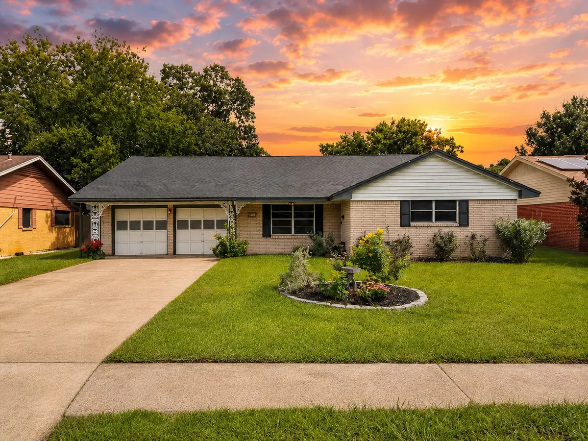 243 Empress Drive, Houston, TX 77034 - #1
