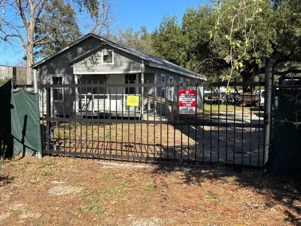 6738 Satsuma Drive, Houston, TX 77041