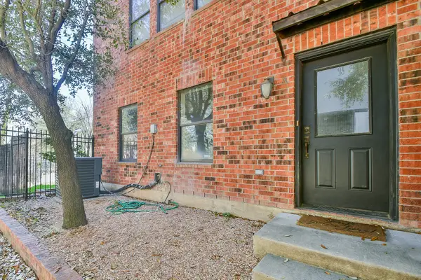 2422 Navigation Boulevard #A, Houston, TX 77003