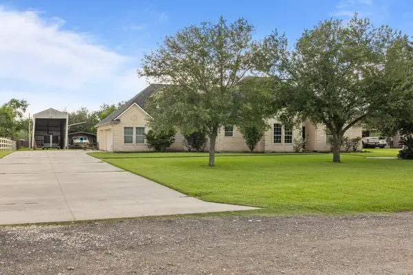 3514 Avenue D, Santa Fe, TX 77510