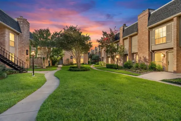 1601 S Shepherd Drive #243, Houston, TX 77019