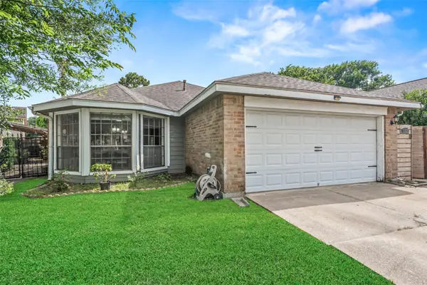 13527 Blue Marlin Lane, Houston, TX 77083