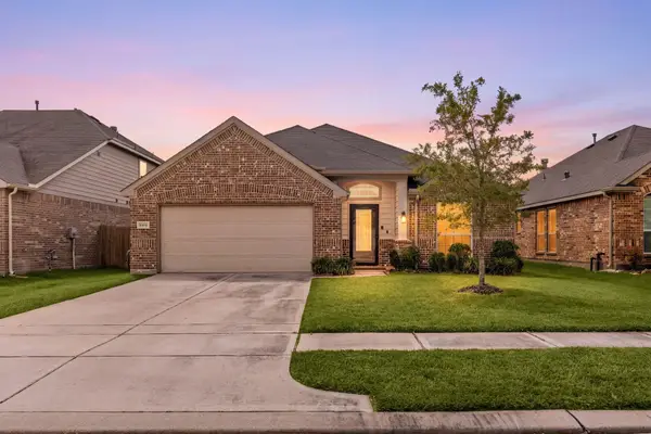10031 Gold Finch Run, Magnolia, TX 77354