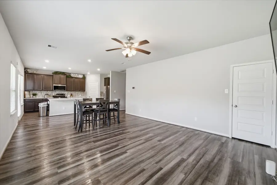 1812 Kingsford Prairie Court, Pearland, TX 77089 - #2