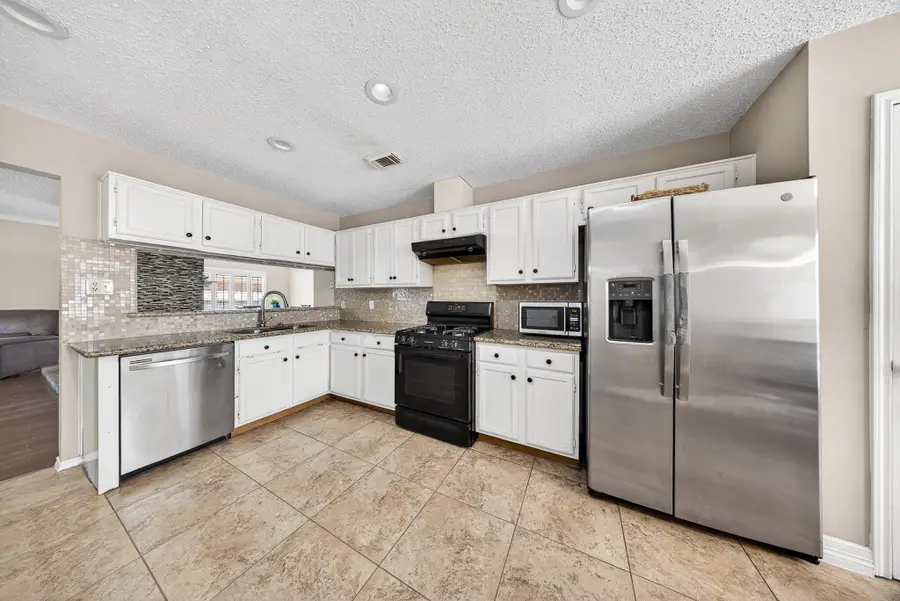 9319 Bayou Bluff Drive, Spring, TX 77379 - #3