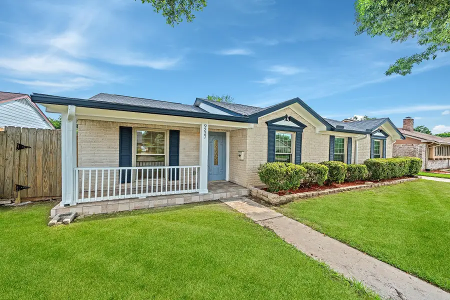 9227 Vickijohn Drive, Houston, TX 77031 - #2