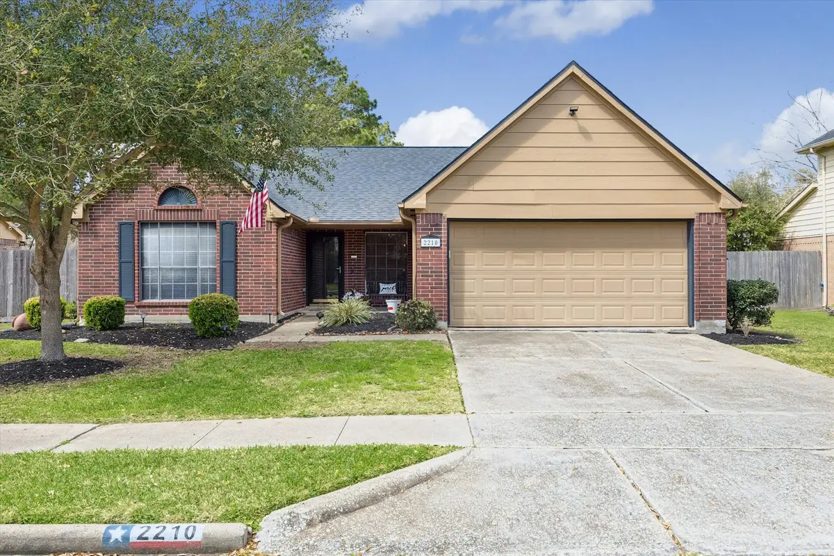 2210 Lady Leslie Lane, Pearland, TX 77581 - #1