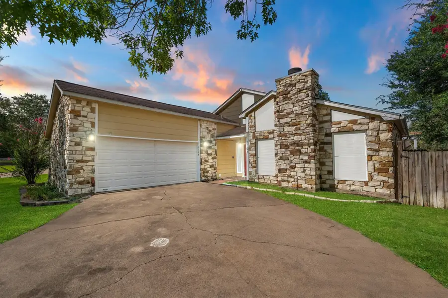 8708 Greenleaf Drive, College Station, TX 77845 - #2
