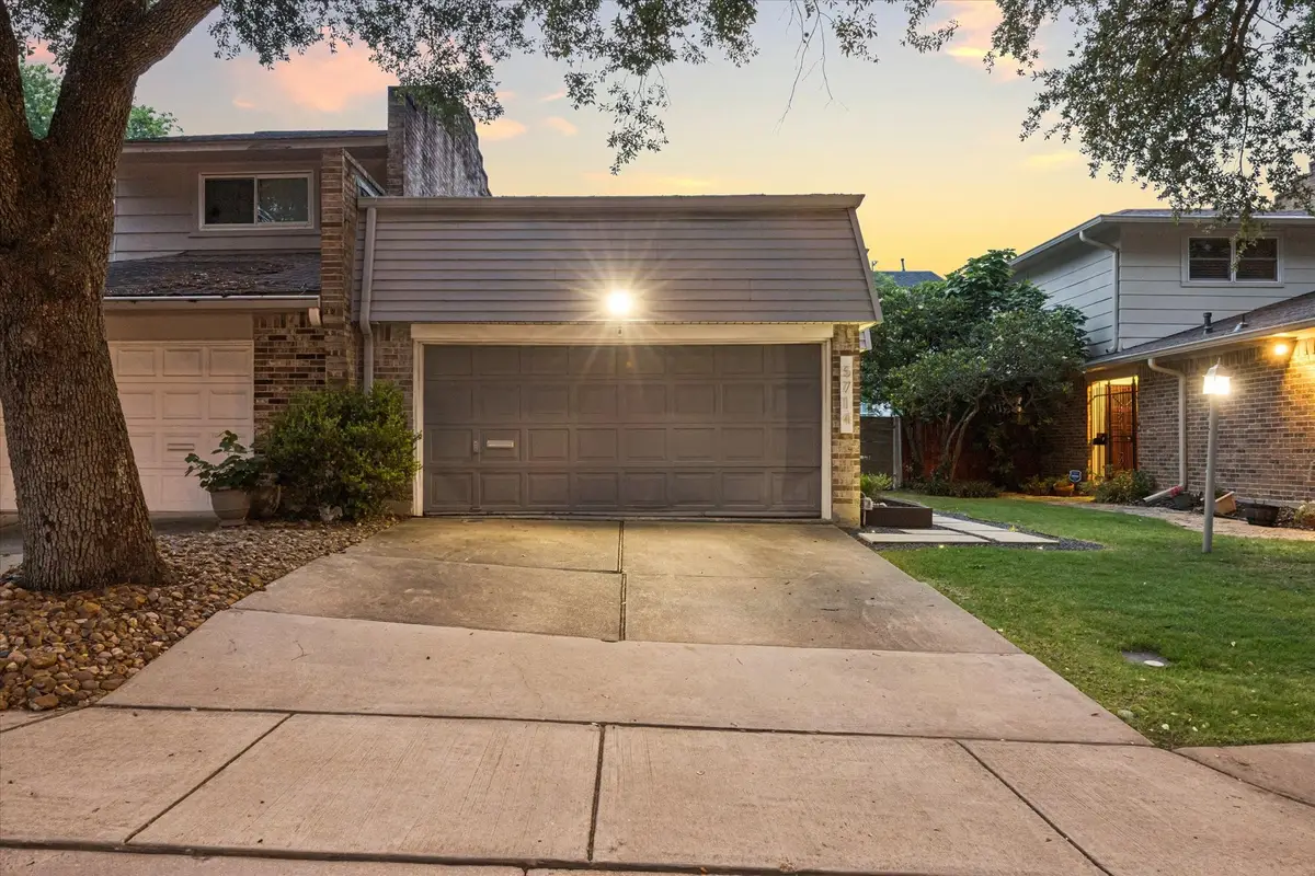 5714 Innsbruck Street, Bellaire, TX 77401 - #1