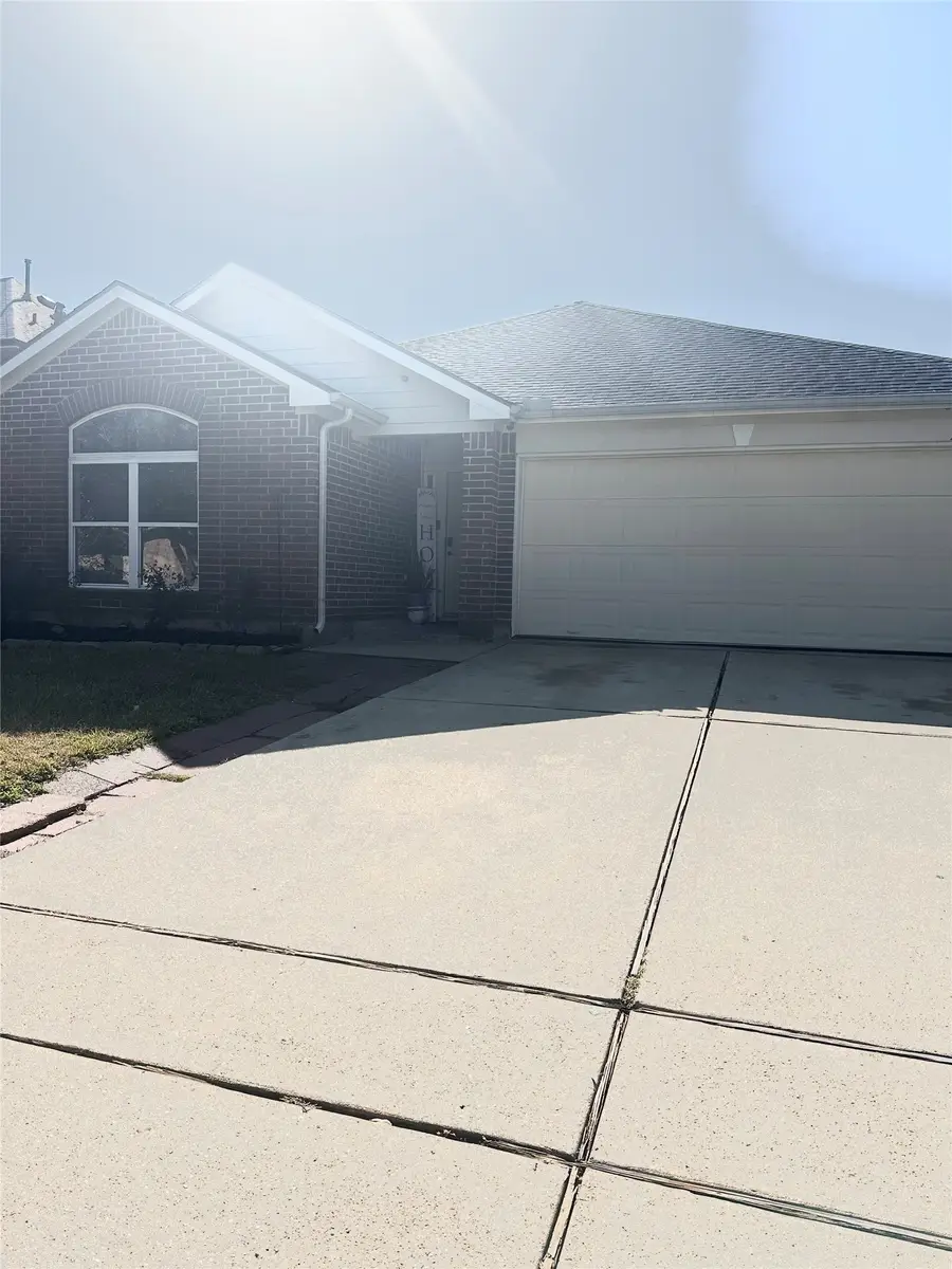 2623 Sockeye Drive, Houston, TX 77045 - Image #3