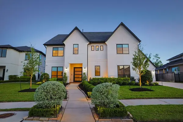 10338 Fountain Shore Drive, Missouri City, TX 77459