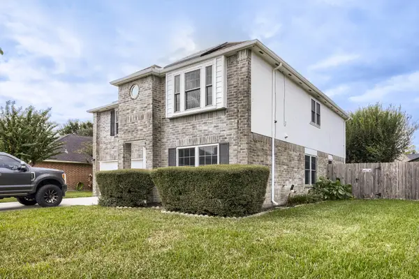 21603 Long Castle Drive, Spring, TX 77388